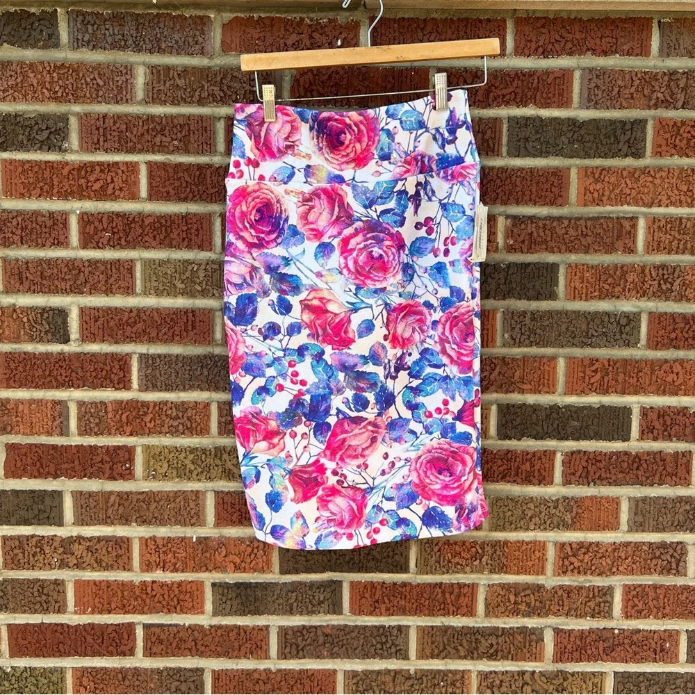 LuLaRoe White Pink and Blue Rose Floral High Rise Pencil Skirt